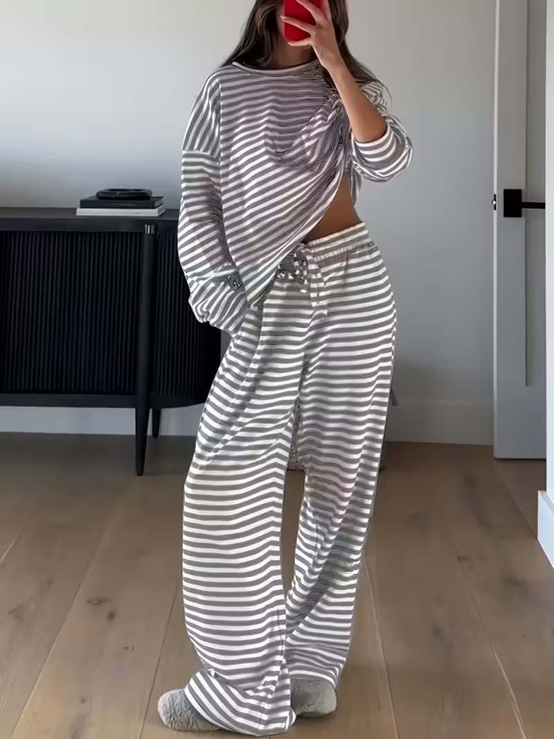 2026 Sonbahar Kış Yeni Kadın Ç - Shirts incelemesi ve fiyatı